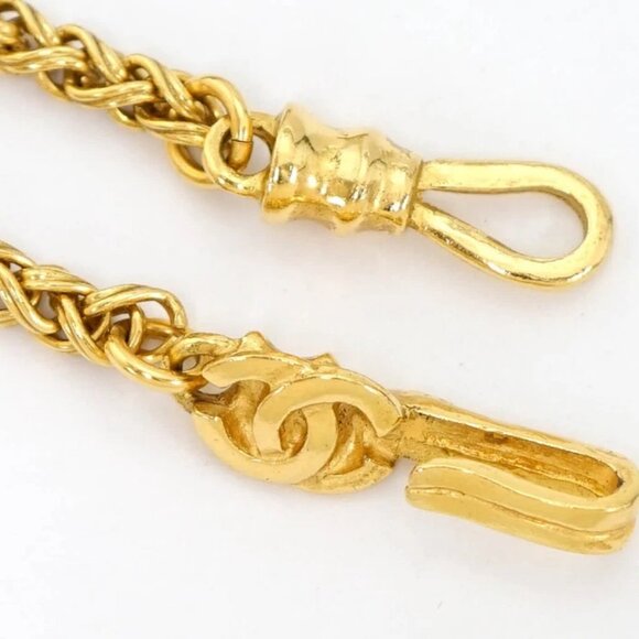 CHANEL CC Logo Flower Filigree Round Necklace 31&#034; Gold Tone 95A Auth w/Box - Picture 8 of 9